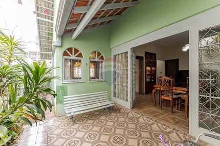 12_photo/94dce5c09b.8e927f3430f5a69c-ATLAS-4207eed9-b9c7-4da3-b629-9cb41dc0edca.jpg de casa à venda com 3 quartos, 230m² em Bacacheri, Curitiba