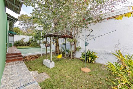 7_photo/94dce5c09b.8e927f3430f5a69c-ATLAS-e4727ca9-2359-4d21-9f90-a26359da979d.jpg de casa à venda com 3 quartos, 230m² em Bacacheri, Curitiba