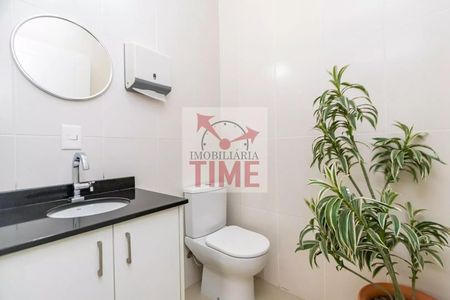 9_photo/94dce5c0cb.f1ebba836060b494-ATLAS-231da48e-0af0-4c13-a9eb-d7bbfb2fc671.jpg de casa à venda com 4 quartos, 212m² em Bacacheri, Curitiba