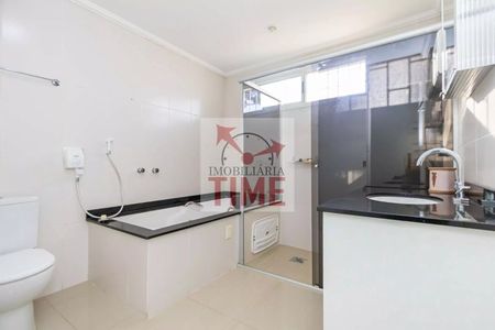 23_photo/94dce5c0cb.f1ebba836060b494-ATLAS-ab74c34e-dd60-4616-9559-d14abeb65e01.jpg de casa à venda com 4 quartos, 212m² em Bacacheri, Curitiba