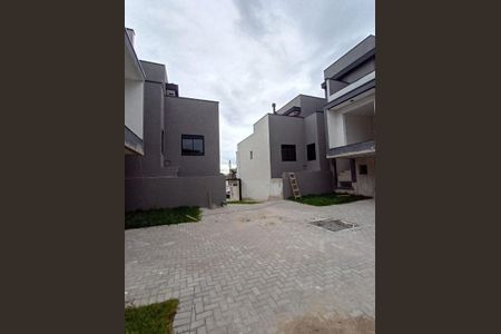 7_photo/94dce5c0d7.d7ff1048839b4df4-ATLAS-e2105390-b3d0-4099-80ed-53080a686045.jpg de casa à venda com 3 quartos, 186m² em Bacacheri, Curitiba