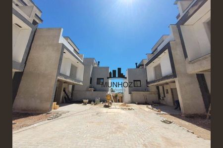 3_photo/94dce5c0d7.e193ceb2ff8276c3-ATLAS-175812dc-2722-4656-a199-8b77d3ebde4d.jpg de casa à venda com 3 quartos, 150m² em Bacacheri, Curitiba