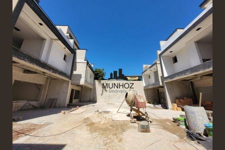 3_photo/94dce5c0d7.e193ceb2ff8276c3-ATLAS-660165f5-7b22-42ed-ba7c-95ed220ed7dc.jpg de casa à venda com 3 quartos, 150m² em Bacacheri, Curitiba