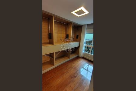 32_photo/94dce5c0ed.203ffe32249db6fb-ATLAS-e7b56d8c-9ca4-4e8d-baac-729177396999.jpg de casa à venda com 4 quartos, 450m² em Bacacheri, Curitiba