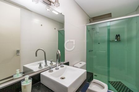 2_photo/94dce5c15f.b5da8a9e89e1b846-ATLAS-6e7ff470-d615-4bd2-93ac-47a7596f74e8.jpg de casa à venda com 3 quartos, 260m² em Bacacheri, Curitiba