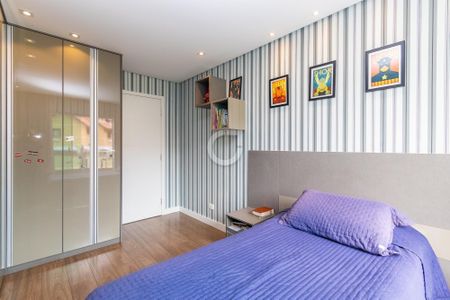 9_photo/94dce5c15f.b5da8a9e89e1b846-ATLAS-8a37daae-bc72-4d00-84c5-b816e117734b.jpg de casa à venda com 3 quartos, 260m² em Bacacheri, Curitiba