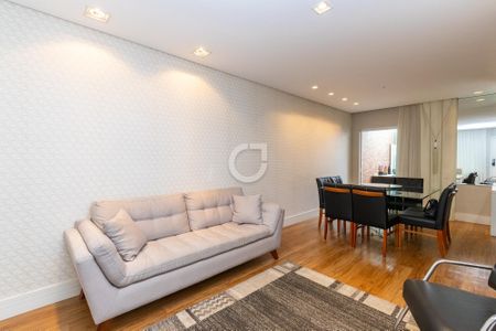 12_photo/94dce5c15f.b5da8a9e89e1b846-ATLAS-aa3fa92a-52f0-495c-832a-a1b4fee56909.jpg de casa à venda com 3 quartos, 260m² em Bacacheri, Curitiba