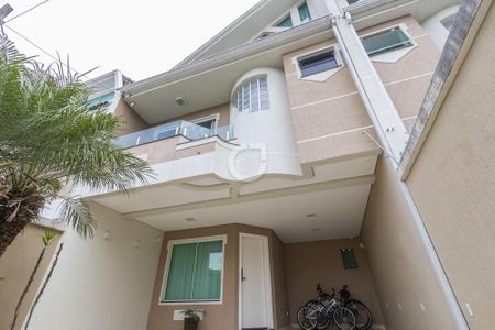 8_photo/94dce5c15f.b5da8a9e89e1b846-ATLAS-fb104df9-e53c-47b2-9d37-0b788e182aad.jpg de casa à venda com 3 quartos, 260m² em Bacacheri, Curitiba