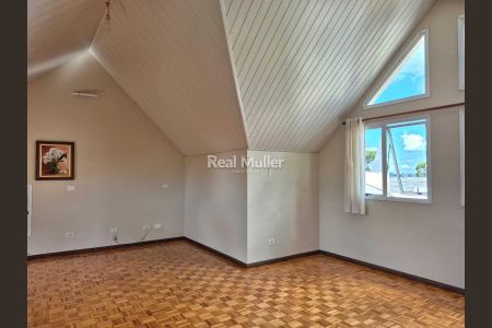 2_photo/94dce5c19d.e9a0370e41ffee45-ATLAS-bf1b81bb-26c4-44ed-b020-ba0e2f7c4376.jpg de casa à venda com 3 quartos, 170m² em Bacacheri, Curitiba