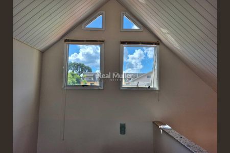 7_photo/94dce5c19d.e9a0370e41ffee45-ATLAS-d52dcd36-88ac-4697-a8da-6e05541d2ac2.jpg de casa à venda com 3 quartos, 170m² em Bacacheri, Curitiba