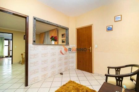 12_photo/94dce5c1fb.10655cb5bd00a8f7-ATLAS-2d3d9af2-7ba0-4f61-98f0-89cc72b3d6de.jpg de casa à venda com 5 quartos, 398m² em Bacacheri, Curitiba