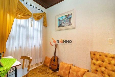 8_photo/94dce5c1fb.10655cb5bd00a8f7-ATLAS-690512e2-d0ba-4633-8180-399436593b0a.jpg de casa à venda com 5 quartos, 398m² em Bacacheri, Curitiba