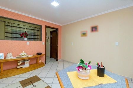 5_photo/94dce5c1fb.b88e781a7551a754-ATLAS-489fb6ae-352c-42f2-9abe-c86e0656da2e.jpg de casa à venda com 4 quartos, 398m² em Bacacheri, Curitiba