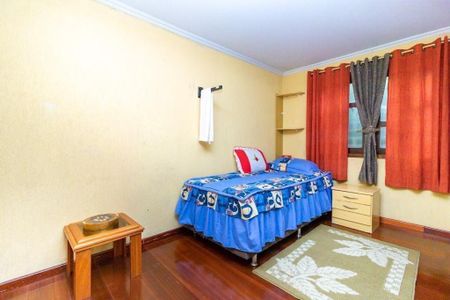 11_photo/94dce5c1fb.b88e781a7551a754-ATLAS-e4ecddff-4123-4fe8-931b-8c5bf731b4d2.jpg de casa à venda com 4 quartos, 398m² em Bacacheri, Curitiba