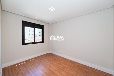 30_photo/94dce5c281.b9011c6352d0a570-ATLAS-b641d809-157b-454a-ae0a-3d0459bae3d7.jpg de casa para alugar com 3 quartos, 168m² em Bacacheri, Curitiba