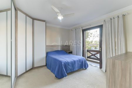 33_photo/94dce5c2cb.b7a28b76476596d7-ATLAS-277d74ab-5f35-4c7f-89d9-c75d4e0d3f3c.jpg de casa à venda com 5 quartos, 400m² em Bacacheri, Curitiba