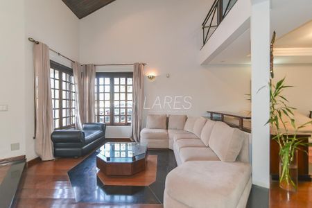 9_photo/94dce5c2cb.b7a28b76476596d7-ATLAS-b1e54b45-0650-40cb-9c52-8a4afcfe9fb0.jpg de casa à venda com 5 quartos, 400m² em Bacacheri, Curitiba