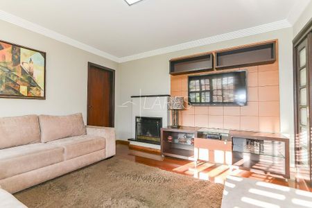 16_photo/94dce5c2cb.b7a28b76476596d7-ATLAS-dbdfd262-164a-4912-b926-dfd3e016a78c.jpg de casa à venda com 5 quartos, 400m² em Bacacheri, Curitiba