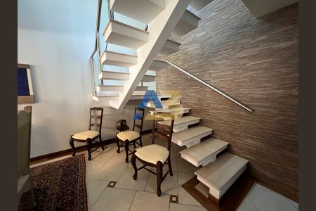 8_photo/94dce5c3c7.8b9237d3b1c3484a-ATLAS-e381b338-b3d1-4d25-ac3c-5ced1e020c9b.jpg de casa para alugar com 3 quartos, 197m² em Bacacheri, Curitiba