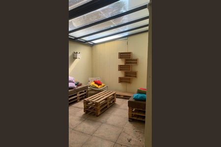 6_photo/94dce5c631.f0ecc906b832f777-ATLAS-21fce8a4-e752-45aa-a4d7-a8ebdab3f1c2.jpg de casa à venda com 3 quartos, 229m² em Jardim Social, Curitiba