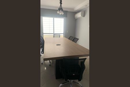 8_photo/94dce5c631.f0ecc906b832f777-ATLAS-5f59a91b-92c5-4a63-bc6c-68fa4e3b15a9.jpg de casa à venda com 3 quartos, 229m² em Jardim Social, Curitiba