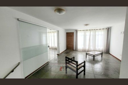 8_photo/94dce5c64f.ac3b32f3884e407f-ATLAS-ad9990d5-b7cc-482e-bd67-49b708d0b8f7.jpg de casa à venda com 3 quartos, 266m² em Jardim Social, Curitiba