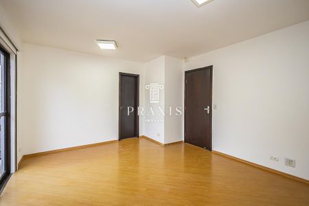 29_photo/94dce5c685.75e2b3fb788f2d45-ATLAS-3b127609-d73f-43b8-a5f9-fb58886b8108.jpg de casa para alugar com 3 quartos, 450m² em Bacacheri, Curitiba