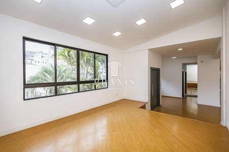 7_photo/94dce5c685.75e2b3fb788f2d45-ATLAS-77fbb949-b137-4749-a366-2b525168c01b.jpg de casa para alugar com 3 quartos, 450m² em Bacacheri, Curitiba