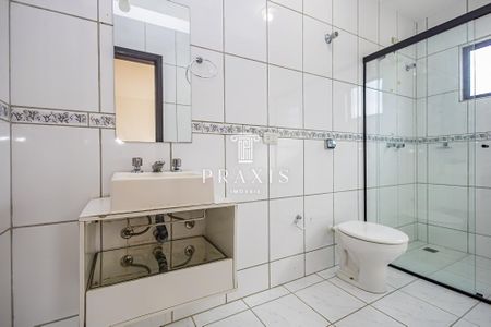 26_photo/94dce5c685.75e2b3fb788f2d45-ATLAS-e93a27a1-2118-4255-9043-03c86866d686.jpg de casa para alugar com 3 quartos, 450m² em Bacacheri, Curitiba