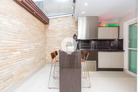 11_photo/94dce5c697.15a3ad828de22904-ATLAS-12a2b4a6-ed3c-4f2b-9106-2bef3ff389fb.jpg de casa à venda com 3 quartos, 175m² em Centro, Curitiba