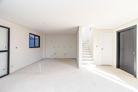 7_photo/94dce5c69f.aa3f54dcddd2e04f-ATLAS-070d8bba-52fe-48f0-b15e-cb6a7dc414aa.jpg de casa de condomínio à venda com 3 quartos, 143m² em Bacacheri, Curitiba