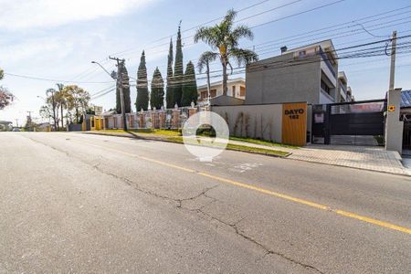 2_photo/94dce5c69f.aa3f54dcddd2e04f-ATLAS-3d64692a-23ba-4fab-955d-b7ba8c888c09.jpg de casa de condomínio à venda com 4 quartos, 143m² em Bacacheri, Curitiba