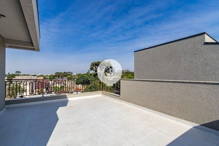 2_photo/94dce5c69f.aa3f54dcddd2e04f-ATLAS-9e3c2d18-b57a-4f35-a918-749d5ac7b03e.jpg de casa de condomínio à venda com 4 quartos, 153m² em Bacacheri, Curitiba