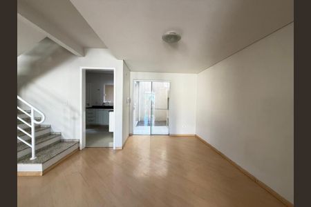 3_photo/94dce5c6b9.81b51b9041266d11-ATLAS-9d4ca876-41fc-424f-acef-d91d60e04655.jpg de casa para alugar com 3 quartos, 126m² em Jardim Social, Curitiba