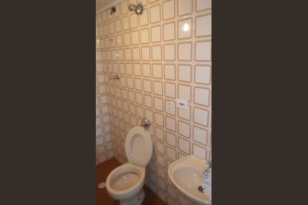 2_photo/94dce5c6d7.8c50d63e4d766ae8-ATLAS-456f50f2-8707-4b2e-99e7-b7a9a63fa736.jpg de casa à venda com 3 quartos, 210m² em Bacacheri, Curitiba