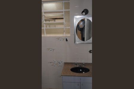 6_photo/94dce5c6d7.8c50d63e4d766ae8-ATLAS-ca36a3a9-dcaa-4e75-944a-271ea295e8ed.jpg de casa à venda com 3 quartos, 210m² em Bacacheri, Curitiba