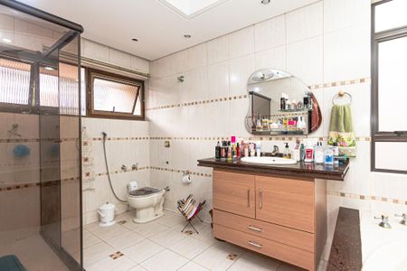 9_photo/94dce5c6dd.02f29140979457be-ATLAS-b596373b-805b-45b6-a77f-e6c1cdafa6ed.jpg de casa à venda com 4 quartos, 725m² em Bacacheri, Curitiba