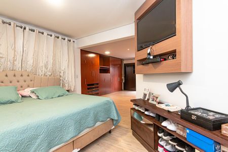 9_photo/94dce5c6dd.02f29140979457be-ATLAS-d1be7769-a816-46ea-9b64-1e46a2b841d7.jpg de casa à venda com 4 quartos, 725m² em Bacacheri, Curitiba