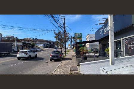 12_photo/94dce5c6ef.e4e14b9810914131-ATLAS-7002ec1f-c7f0-4cf3-8938-6d2a52d7e141.jpg de apartamento para alugar com 2 quartos, 60m² em Bacacheri, Curitiba