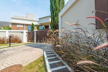 3_photo/94dce5c747.ceff8192393c33de-ATLAS-3129898d-e6e2-48e5-ae43-235266a7c7d9.jpg de casa à venda com 3 quartos, 312m² em Bacacheri, Curitiba