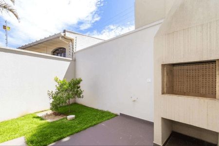 6_photo/94dce5c747.ceff8192393c33de-ATLAS-5dc3bca9-1112-426b-a956-7a22ddb8bd2b.jpg de casa à venda com 3 quartos, 312m² em Bacacheri, Curitiba