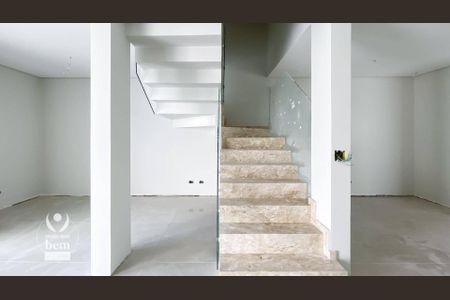 10_photo/94dce5c7b5.e63662d7e0a939bc-ATLAS-5e9e8b70-ee06-4eb7-b29c-02a2c3feb5bc.jpg de casa à venda com 3 quartos, 160m² em Jardim Social, Curitiba