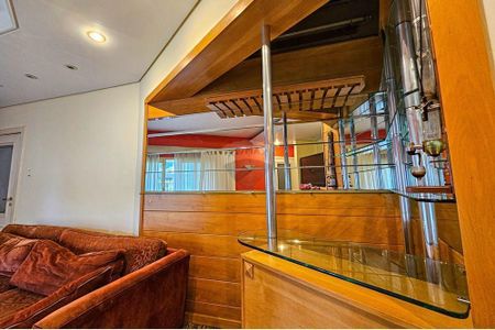 6_photo/94dce5c81f.56f87905458f71eb-ATLAS-2a2e891a-ae71-441e-9dd2-e123bdb1b188.jpg de casa à venda com 3 quartos, 270m² em Jardim Social, Curitiba