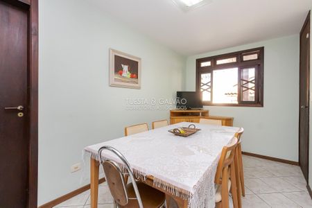 19_photo/94dce5c845.7f057c72c49660dd-ATLAS-d2e29cdf-d017-481f-bb32-4d716cd4eae4.jpg de casa à venda com 4 quartos, 299m² em Jardim Social, Curitiba