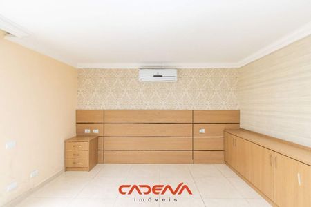 1_photo/94dce5c85f.a64aef6598c47c00-ATLAS-5f0dd57b-9fb0-4645-ae8a-a59f73492dca.jpg de casa à venda com 4 quartos, 379m² em Jardim Social, Curitiba