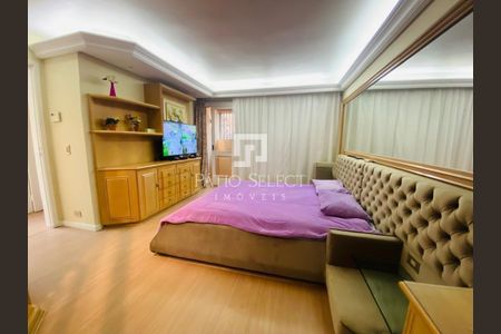 10_photo/94dce5c8a9.0d9a1a34088d72ba-ATLAS-9551bce2-8c7b-43eb-a4e7-608d4f6a8b8f.jpg de casa à venda com 4 quartos, 551m² em Bacacheri, Curitiba