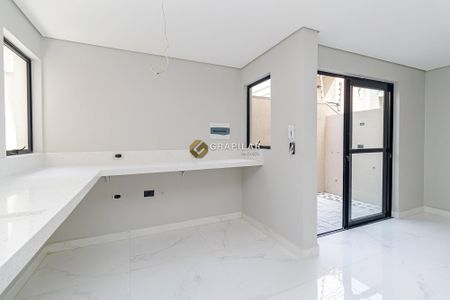 12_photo/94dce5c8ab.66cec5d233657e69-ATLAS-68f3e497-1925-412b-ad6b-65c426f5f9aa.jpg de casa à venda com 3 quartos, 204m² em Bacacheri, Curitiba