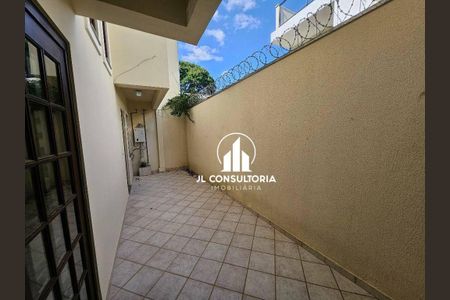 11_photo/94dce5c8ab.6a62c812bfd1b9a5-ATLAS-6908d23c-feae-4df7-bc32-69e78e844914.jpg de casa à venda com 5 quartos, 237m² em Jardim Social, Curitiba