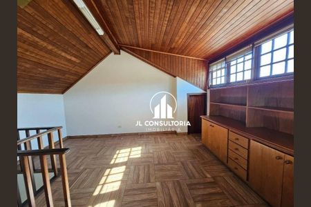 3_photo/94dce5c8ab.6a62c812bfd1b9a5-ATLAS-b740d122-1604-49b7-b8d6-524c62b0bf3d.jpg de casa à venda com 5 quartos, 237m² em Jardim Social, Curitiba