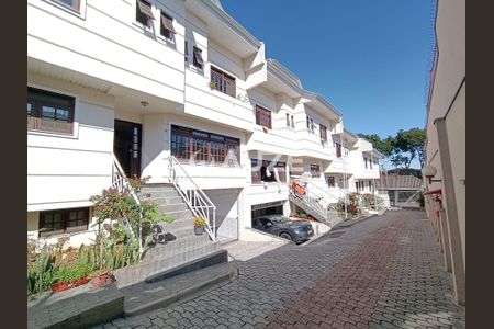 9_photo/94dce5c8ab.bcf0086a97f8499a-ATLAS-f4ac243e-6aee-4e99-bef9-2b83ca5ef2ac.jpg de casa à venda com 4 quartos, 208m² em Jardim Social, Curitiba